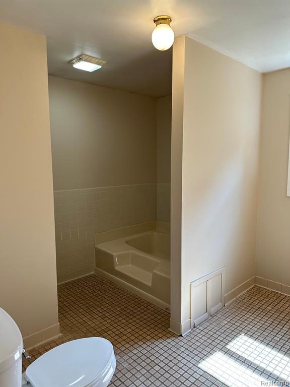 5047 Rochester Road Dryden, MI 48428 - Photo 14 of 22