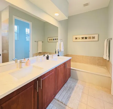 $3,500 | 6956 Julia Gardens Drive, Coconut Creek, FL 33073