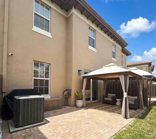 $3,500 | 6956 Julia Gardens Drive, Coconut Creek, FL 33073