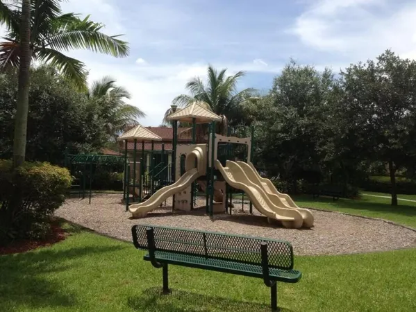 $3,500 | 6956 Julia Gardens Drive, Coconut Creek, FL 33073