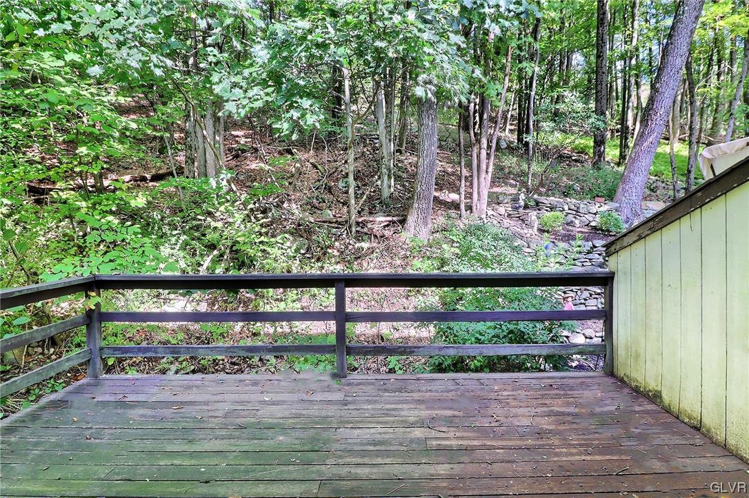 10 Villas Road, Unit 103 Mount Pocono, PA 18344 - Photo 15 of 17 Gallery Image 15