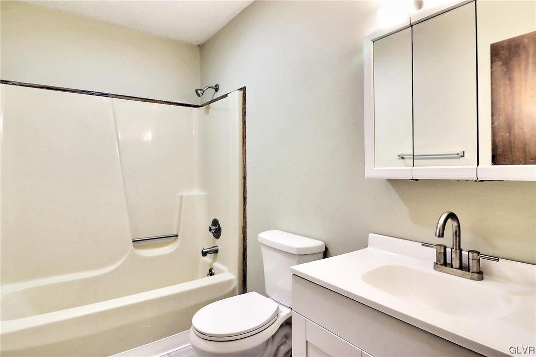 10 Villas Road, Unit 103 Mount Pocono, PA 18344 - Photo 10 of 17 Gallery Image 10