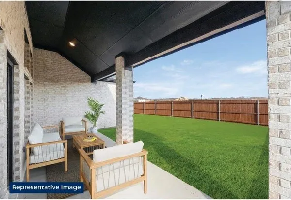 $553,848 | 3718 Milwaukee Avenue, Midlothian, TX 76065