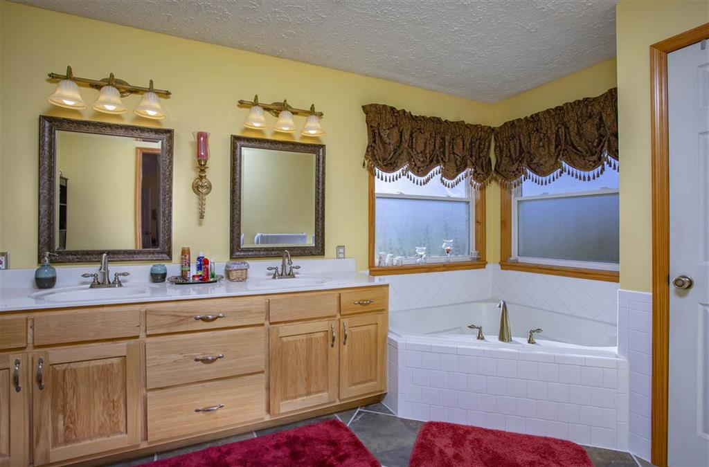 801 Five Points Road Decatur, TN 37322 - Photo 13 of 26 13