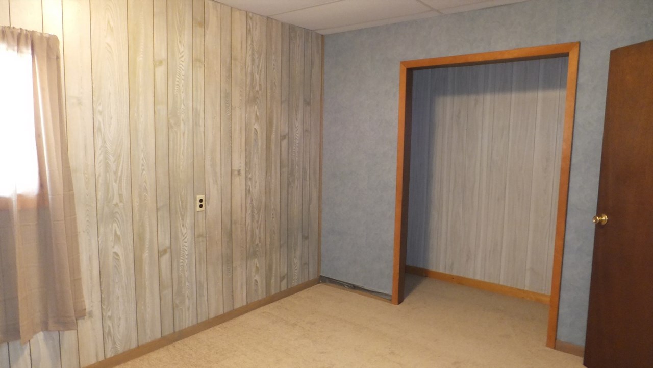 1280 River Road Beulah, MI 49617 - Photo 12 of 31 1814216-11.JPG