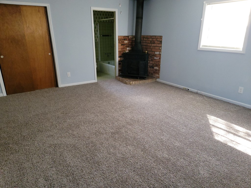 2855 Barbara Road Columbus, GA 31907 - Photo 12 of 17 an empty room with windows