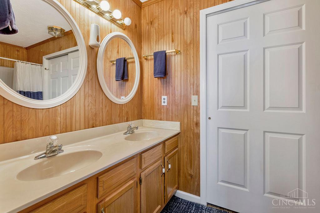 5372 Hester Road Oxford, OH 45056 - Photo 11 of 33