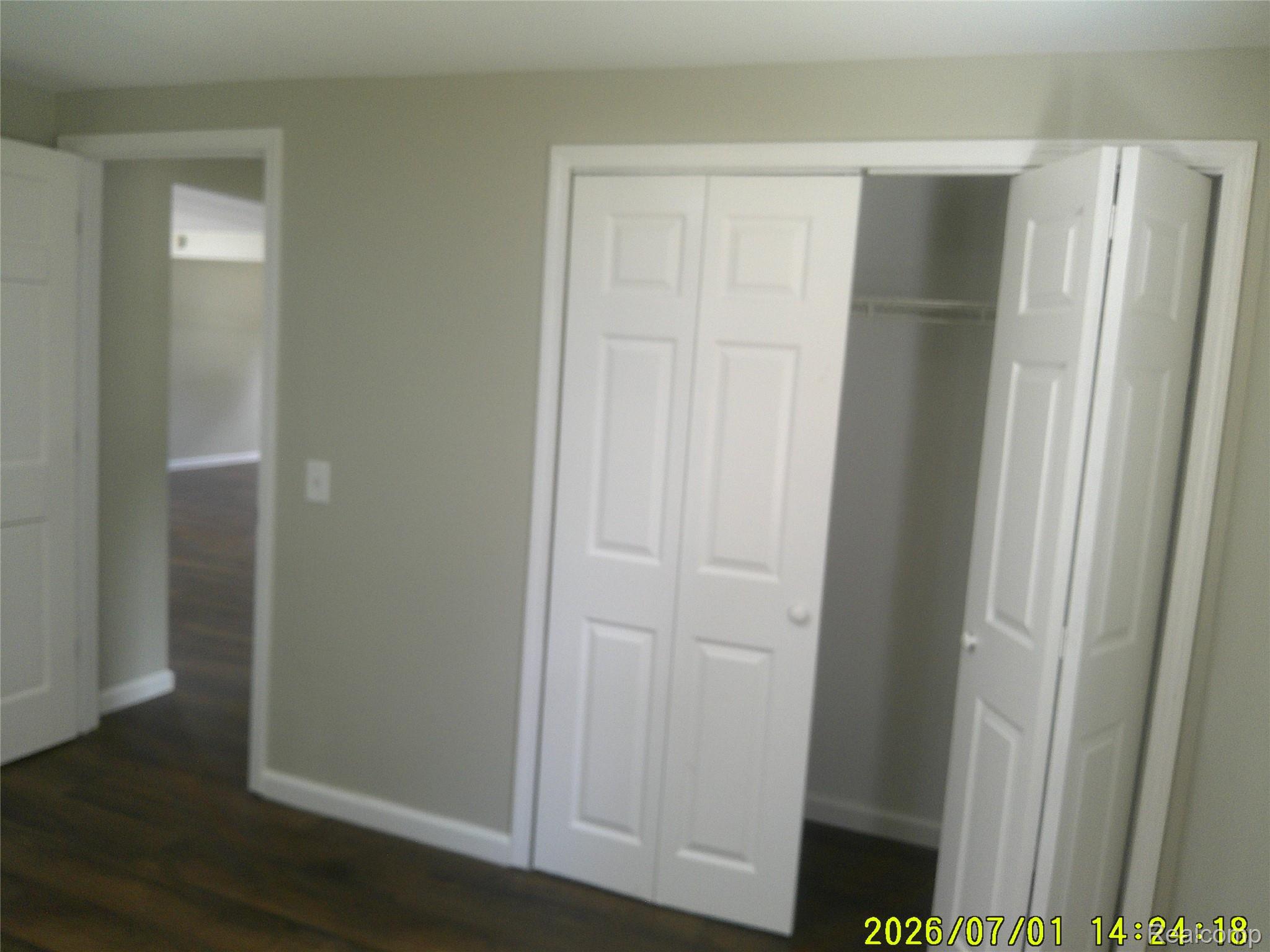 3490 Beveridge Road Flint, MI 48532 - Photo 13 of 20 DSCF0041.JPG