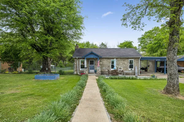 $200,000 | 108 King Drive East, Fayetteville, TN 37334