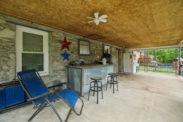 $200,000 | 108 King Drive East, Fayetteville, TN 37334