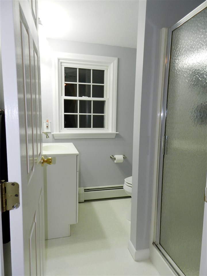 9 Thomsen Road Hampton, NH 03842 - Photo 28 of 40