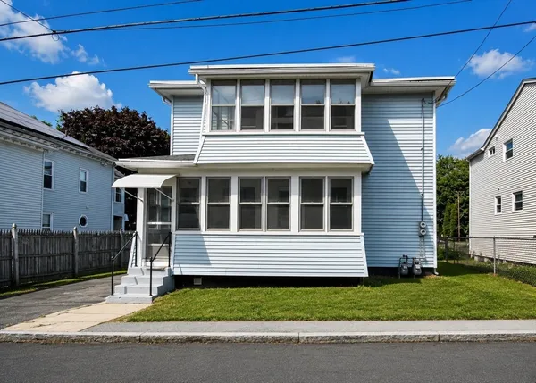 $399,900 | 24-26 Pequot Street, Springfield, MA 01151