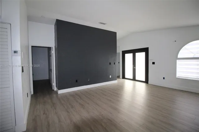 $3,300 | 3355 West 68th Street, Unit 150, Hialeah, FL 33018