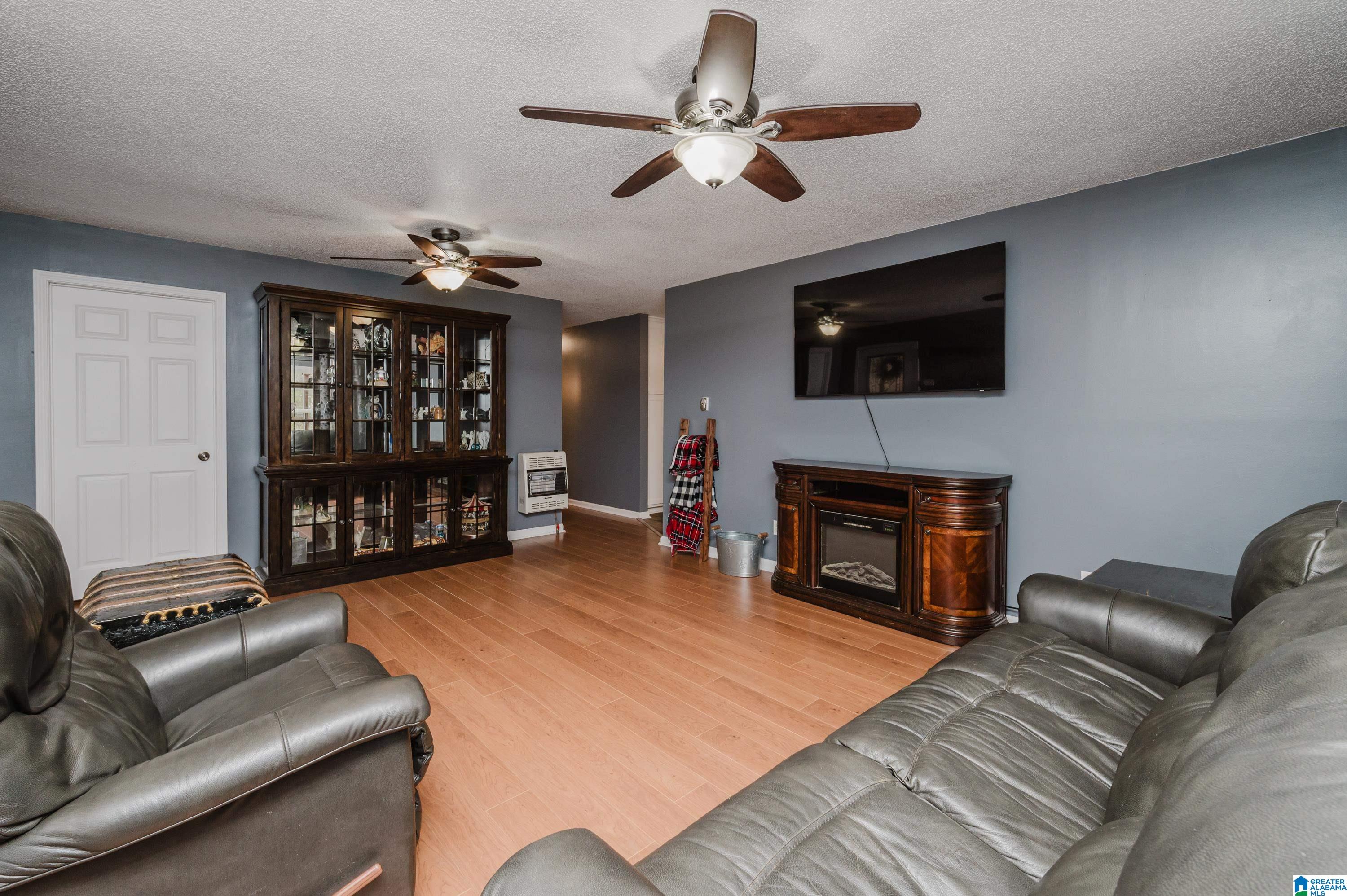 355 Whitlow Road Sumiton, AL 35148 - Photo 11 of 58