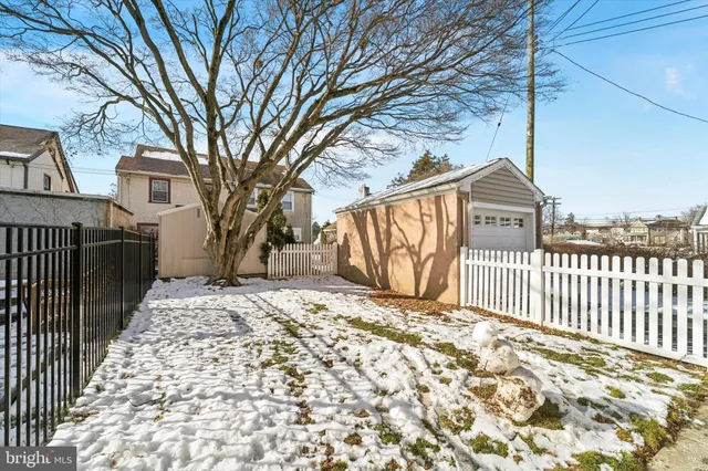 $375,000 | 208 Harwicke Road, Springfield, PA 19064