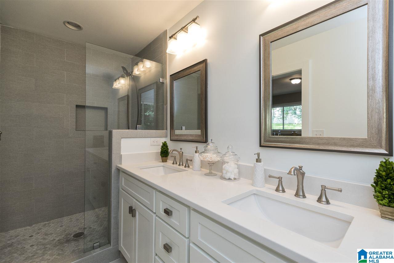 2721 Shades Crest Road Birmingham, AL 35216 - Photo 26 of 37