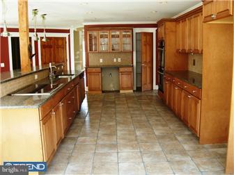 232 Jefferson Road Elmer, NJ 08318 - Photo 4 of 11 Kitchen