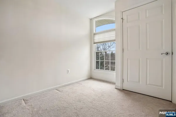 $689,000 | 204 Edmonton Court, Unit 67, Livingston, NJ 07039