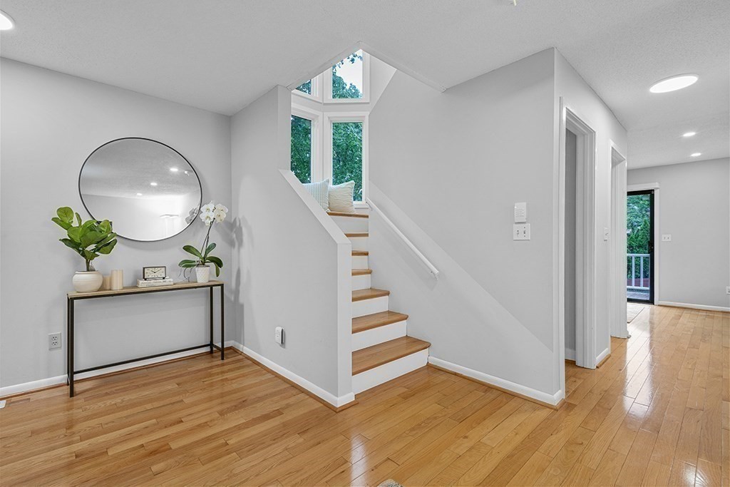 41 Murray Road, Unit 41 Newton, MA 02465 - Photo 7 of 29