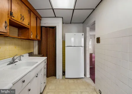 $285,000 | 2712 South Iseminger Street, Philadelphia, PA 19148