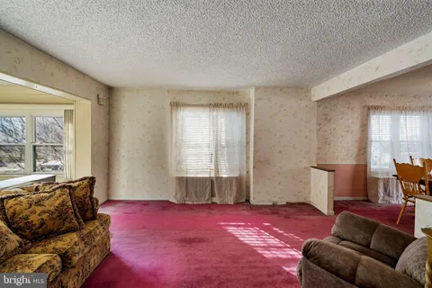 $285,000 | 2712 South Iseminger Street, Philadelphia, PA 19148