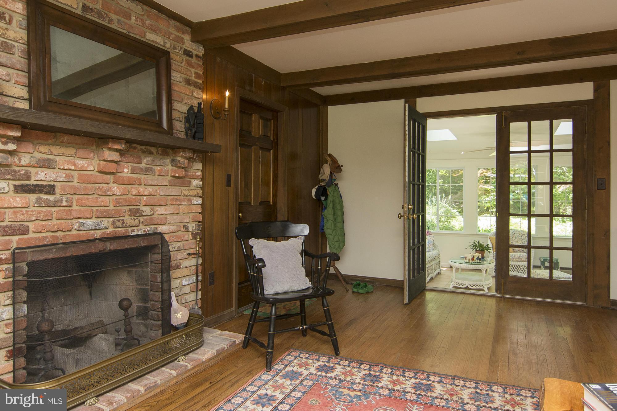 1606 Ridout Road Annapolis, MD 21409 - Photo 12 of 26 Family Room