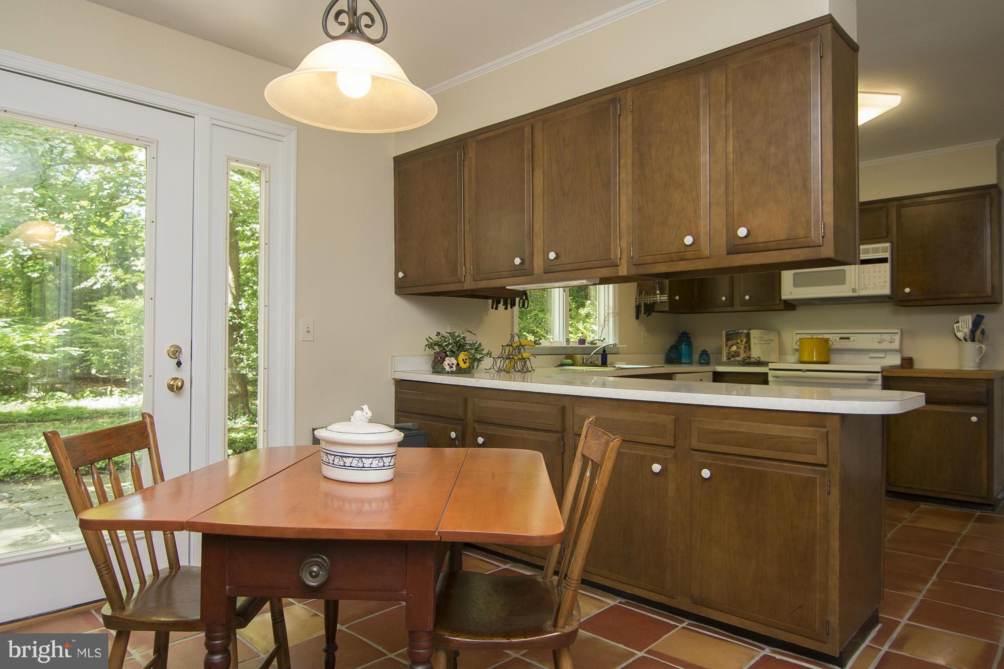 1606 Ridout Road Annapolis, MD 21409 - Photo 15 of 26 Kitchen