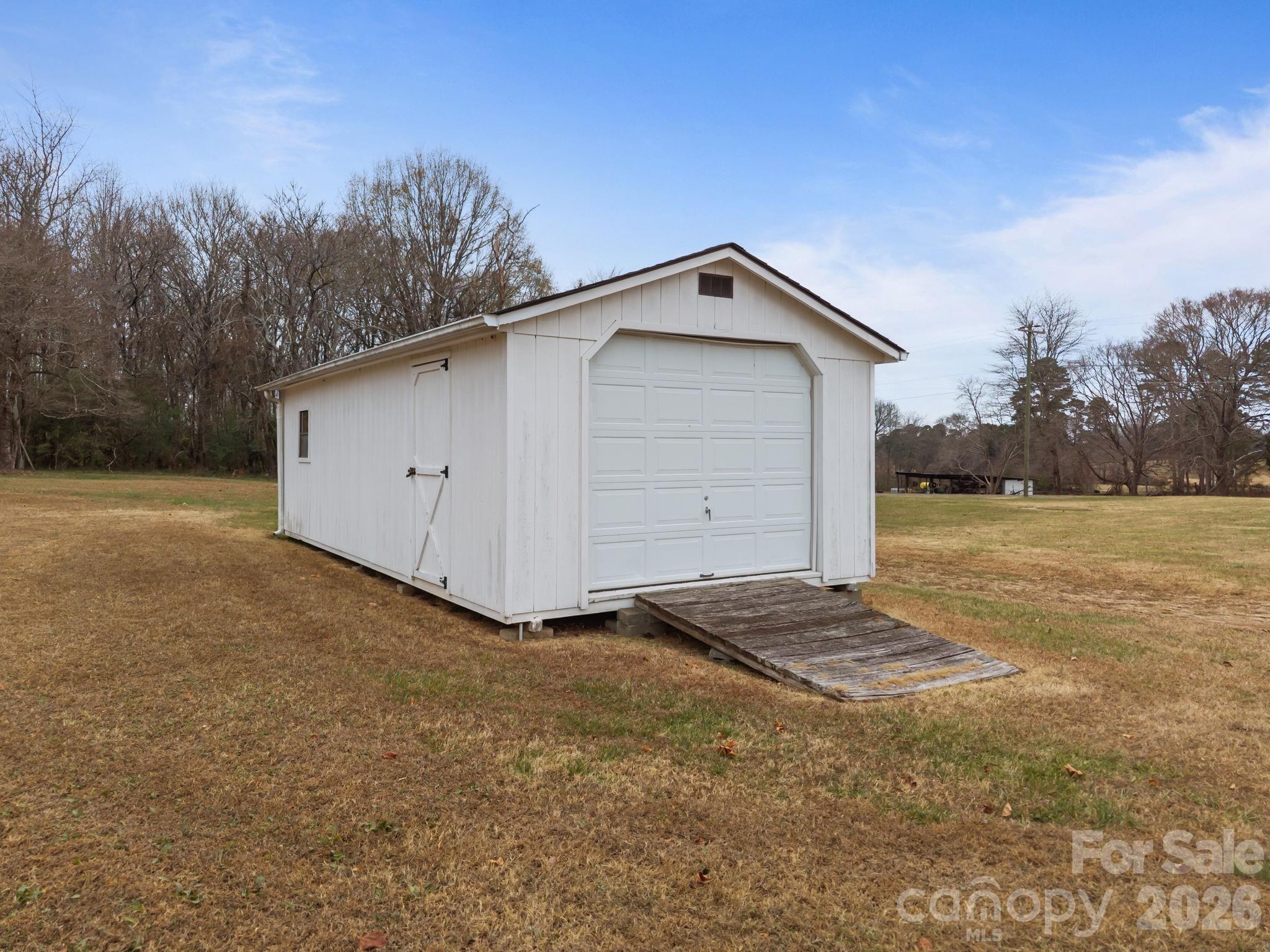 2050 Lake Road Salisbury, NC 28146 - Photo 31 of 41 a view of backyard of house