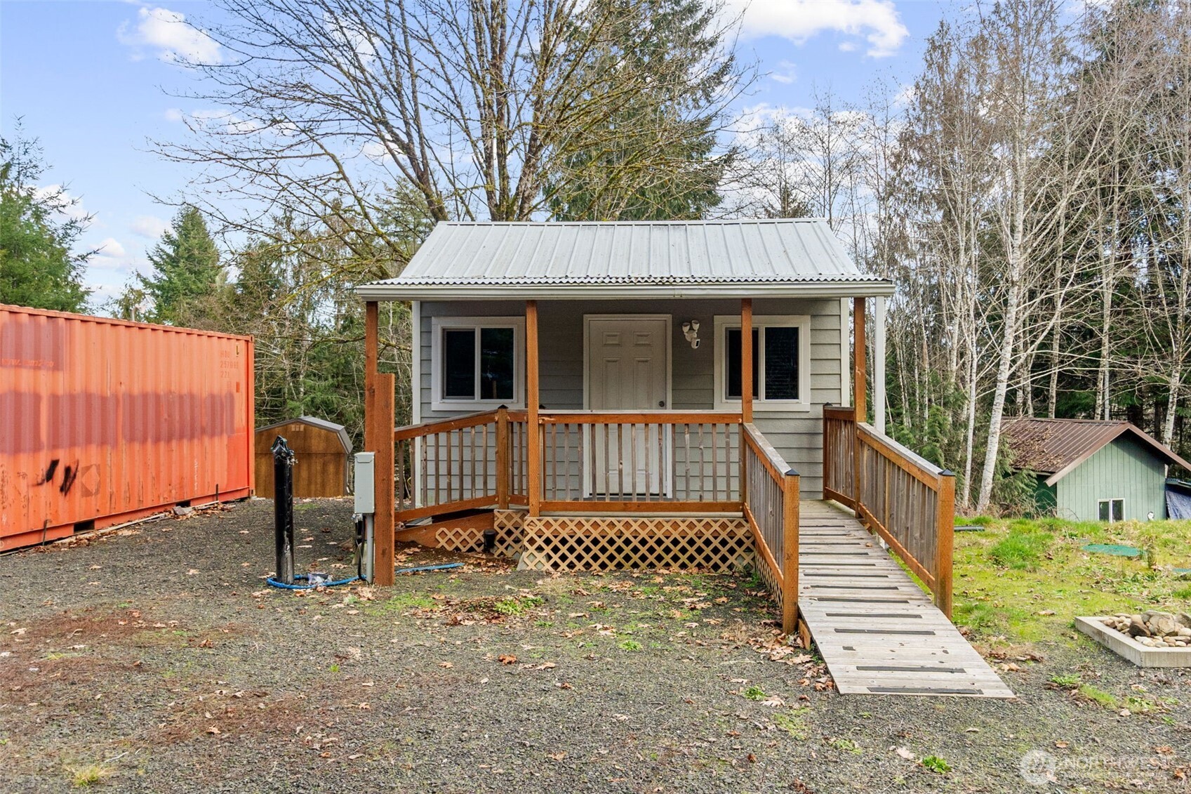21 West Prairie Loop Road Elma, WA 98541 - Photo 2 of 40 a view of a house with a yard