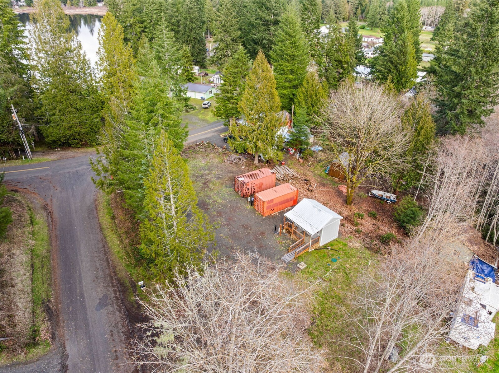 21 West Prairie Loop Road Elma, WA 98541 - Photo 10 of 40 an aerial view of a house with a yard