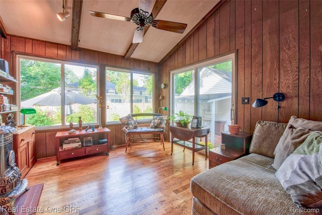 98 Mapleton Road Grosse Pointe, MI 48236 - Photo 14 of 37 Lothrop 98 -19.jpg