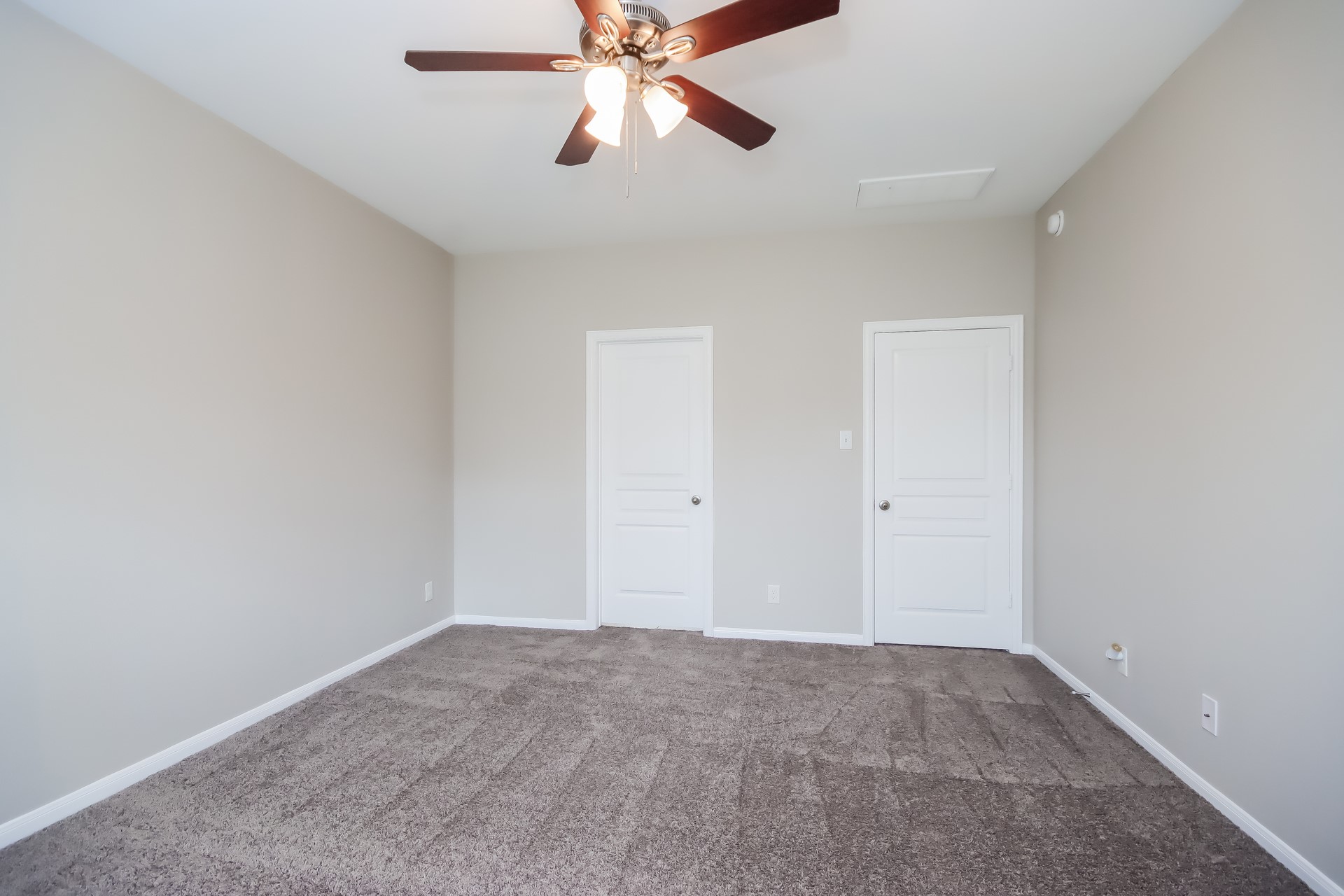 10002 Chase Court Baytown, TX 77521 - Photo 8 of 15
