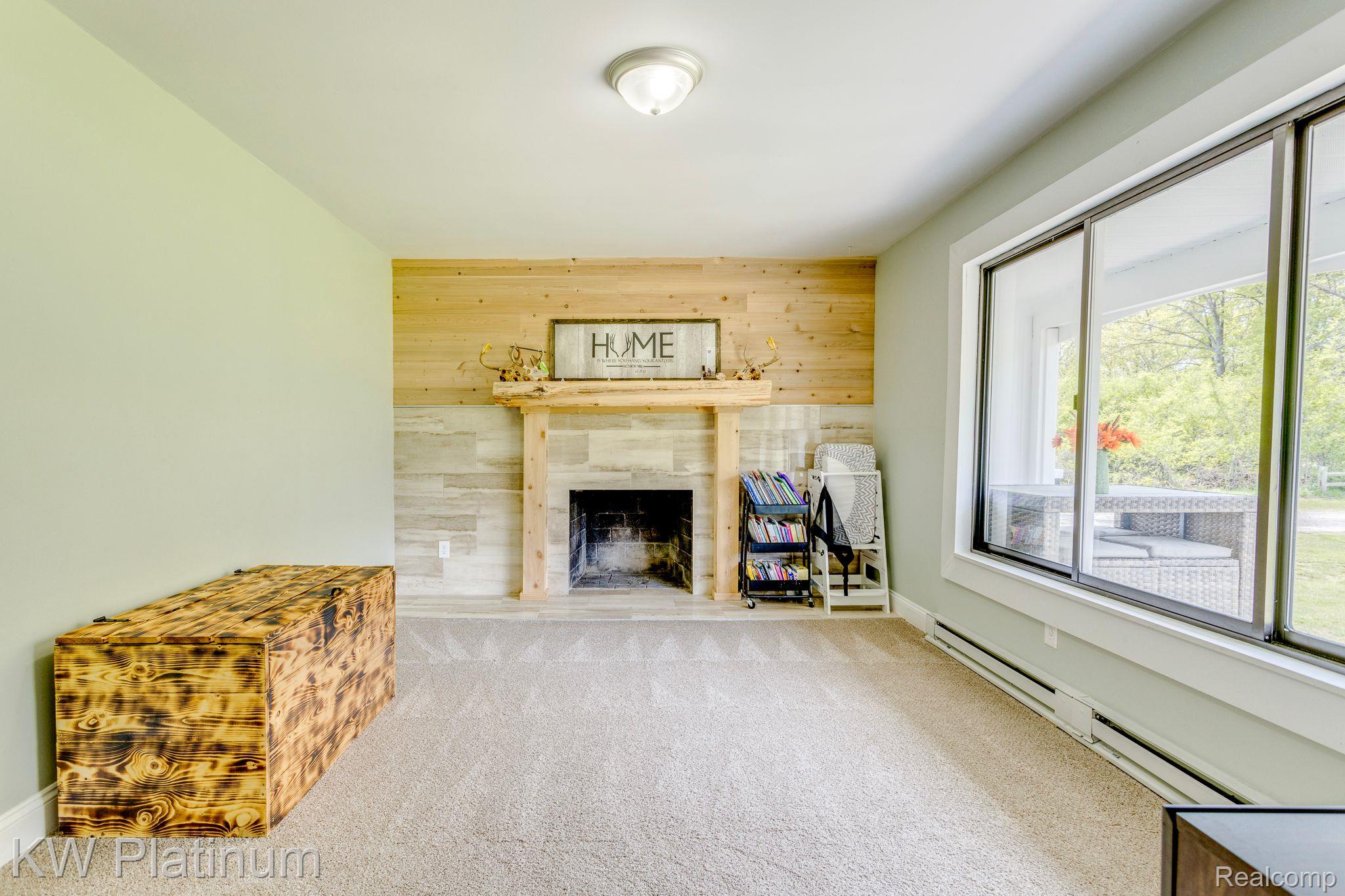 9099 Phelps Road Algonac, MI 48001 - Photo 6 of 36 Gallery Image 6