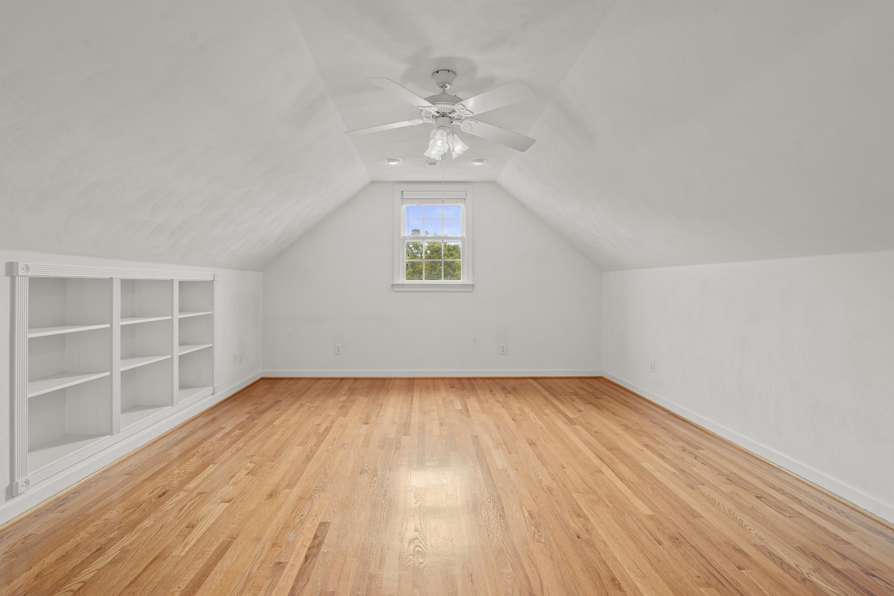 466 Summit Ridge Road Daleville, VA 24083 - Photo 21 of 37 25-DSC3379