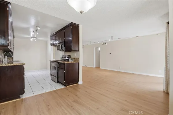 $630,000 | 125 South Sierra Madre Boulevard, Unit 104, Pasadena, CA 91107
