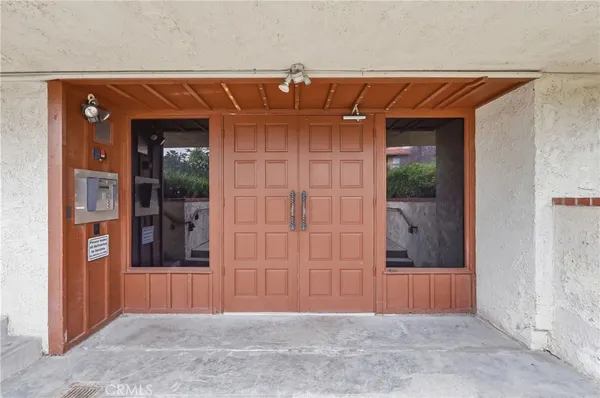 $630,000 | 125 South Sierra Madre Boulevard, Unit 104, Pasadena, CA 91107