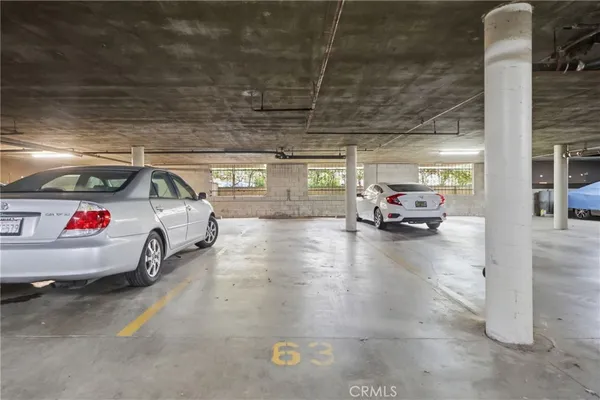 $630,000 | 125 South Sierra Madre Boulevard, Unit 104, Pasadena, CA 91107