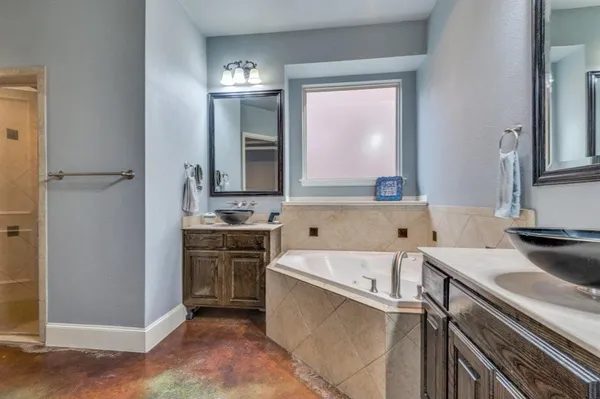 $880,000 | 4353 Crestwood Court, Grapevine, TX 76051