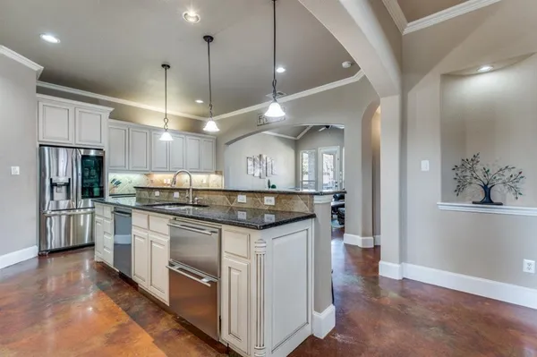 $880,000 | 4353 Crestwood Court, Grapevine, TX 76051