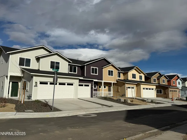 $417,900 | 244 Green Lane, Dayton, NV 89403