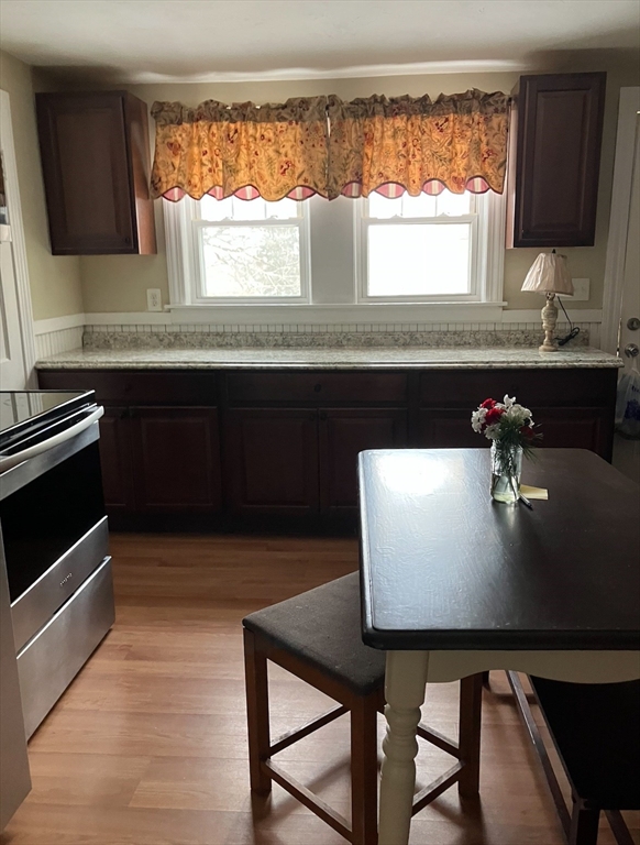 27 Malvern Road Worcester, MA 01610 - Photo 12 of 13