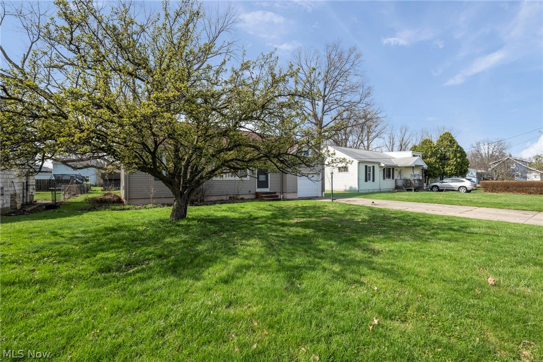 3144 Lost Nation Road Willoughby, OH 44094 - Photo 3 of 26