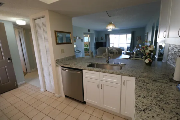 $2,100 | 4250 A1A South, St. Augustine, FL 32080