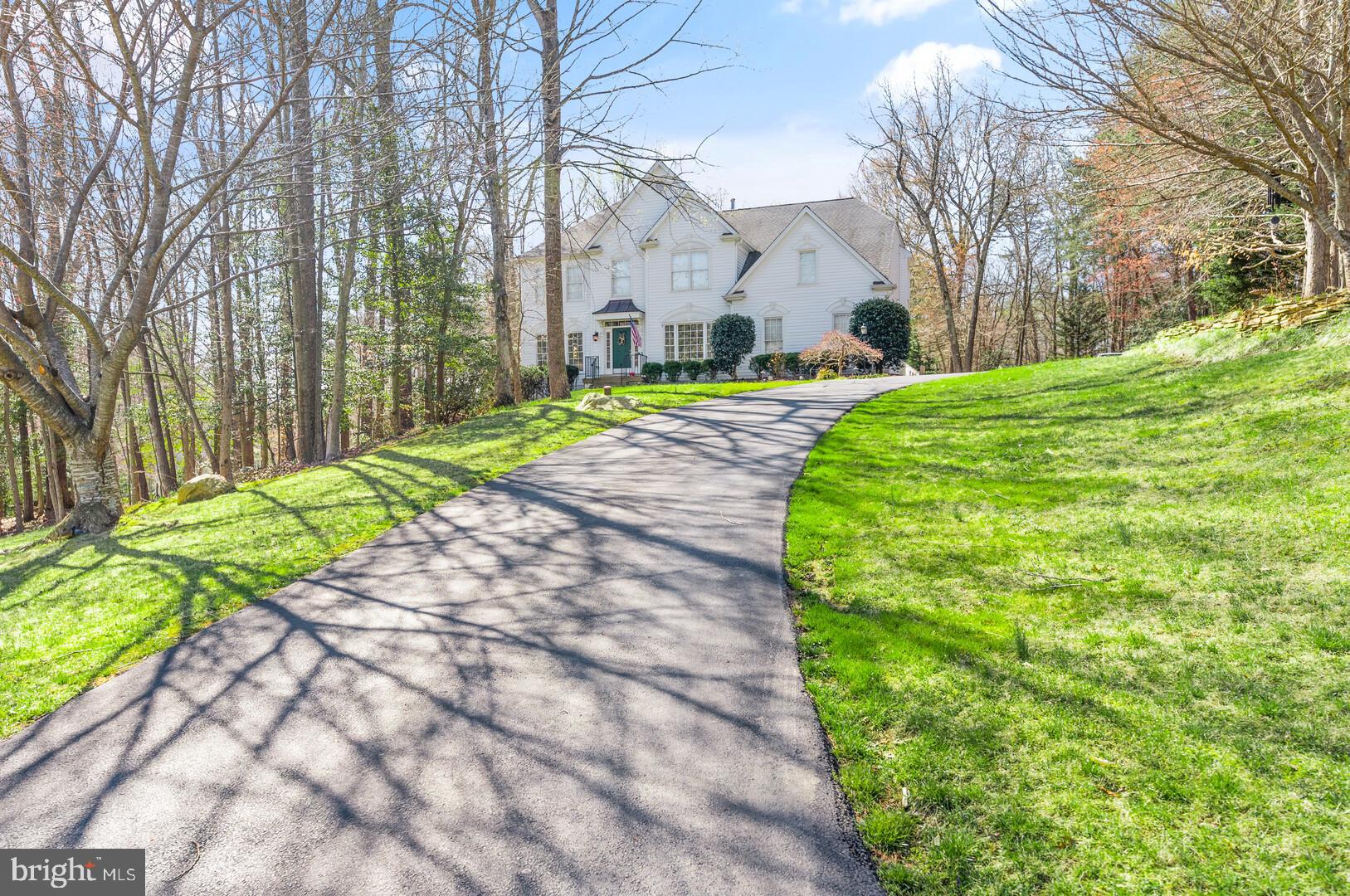 12040 Coloriver Road Manassas, VA 20112 - Photo 3 of 65 Gallery Image 3