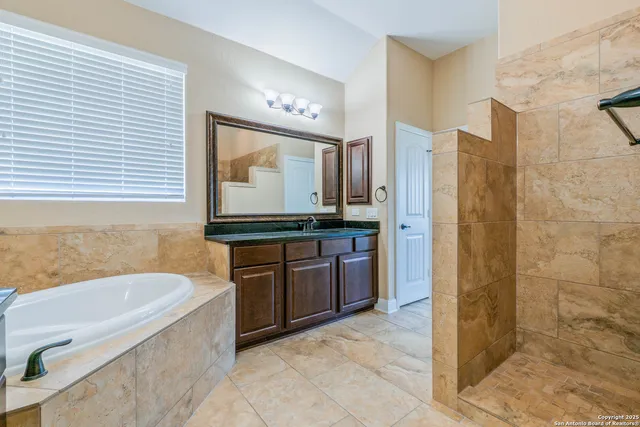 $3,275 | 3325 Jons Way, Marion, TX 78124