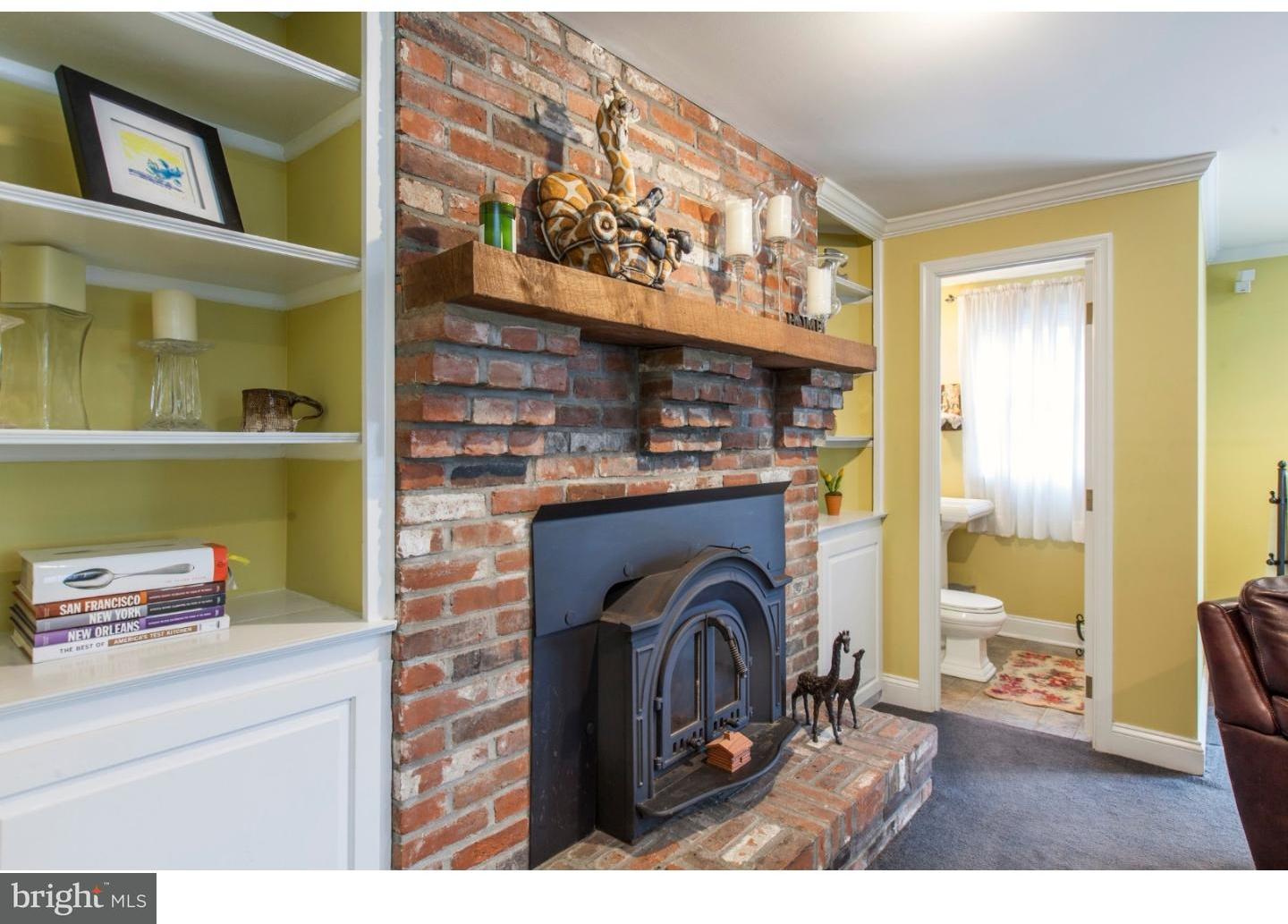 648 Harwick Road Wayne, PA 19087 - Photo 9 of 25 Family Room