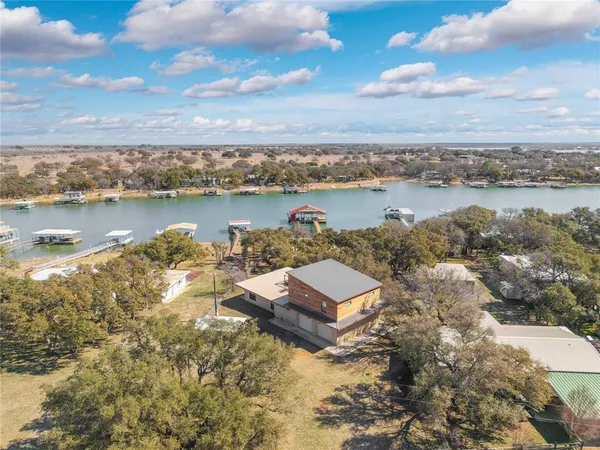 $895,000 | 189 County Road 563, Brownwood, TX 76801