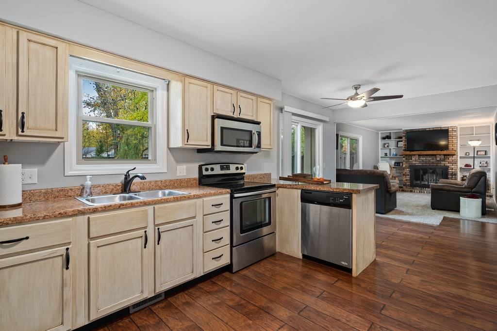 4602 Weatherside Run Fort Wayne, IN 46804 - Photo 7 of 36 Gallery Image 7