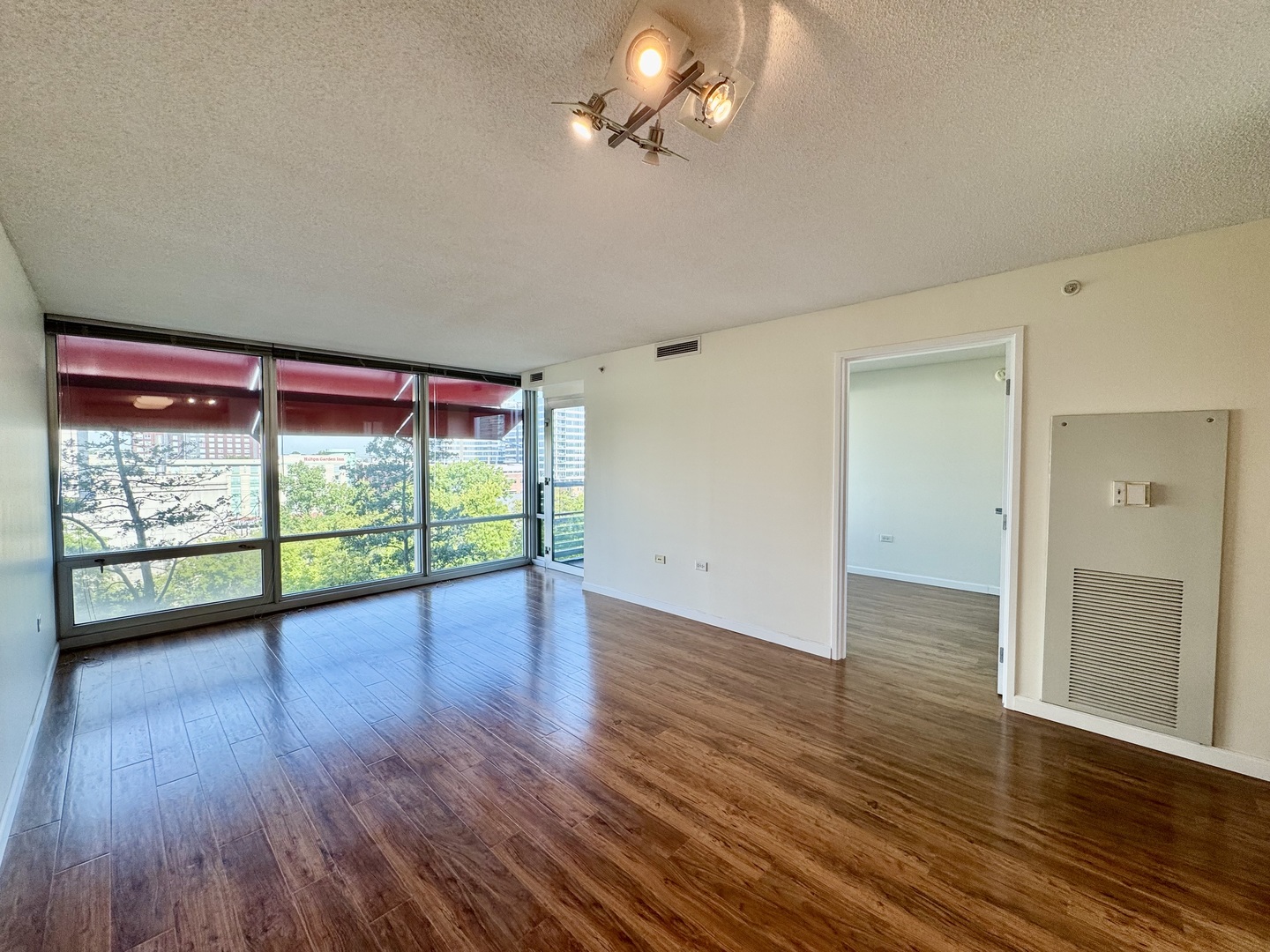 800 Elgin Road, Unit 812 Evanston, IL 60201 - Photo 2 of 19