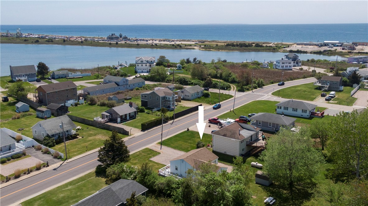 48 Winnapaug Road Westerly, RI 02891 - Photo 3 of 36